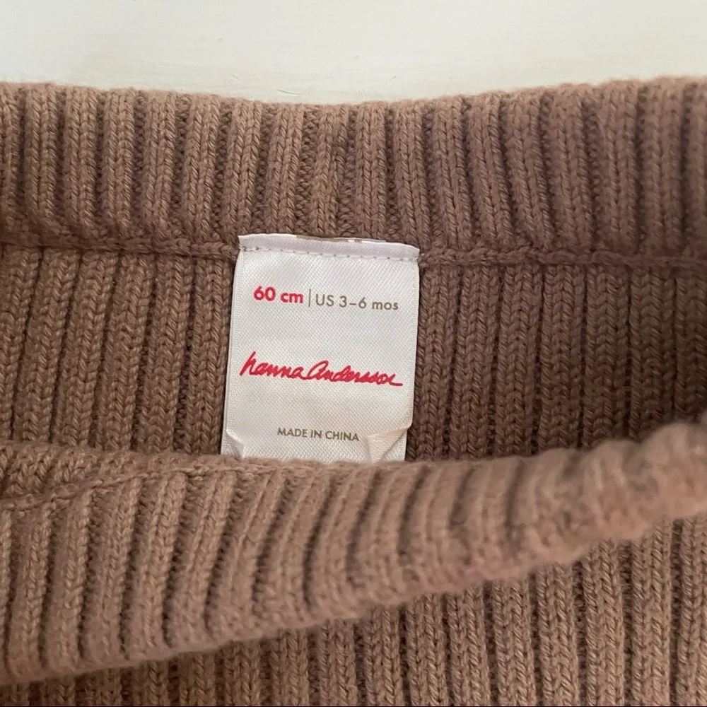 Hanna Andersson Ribbed Knit Leggings in Taupe